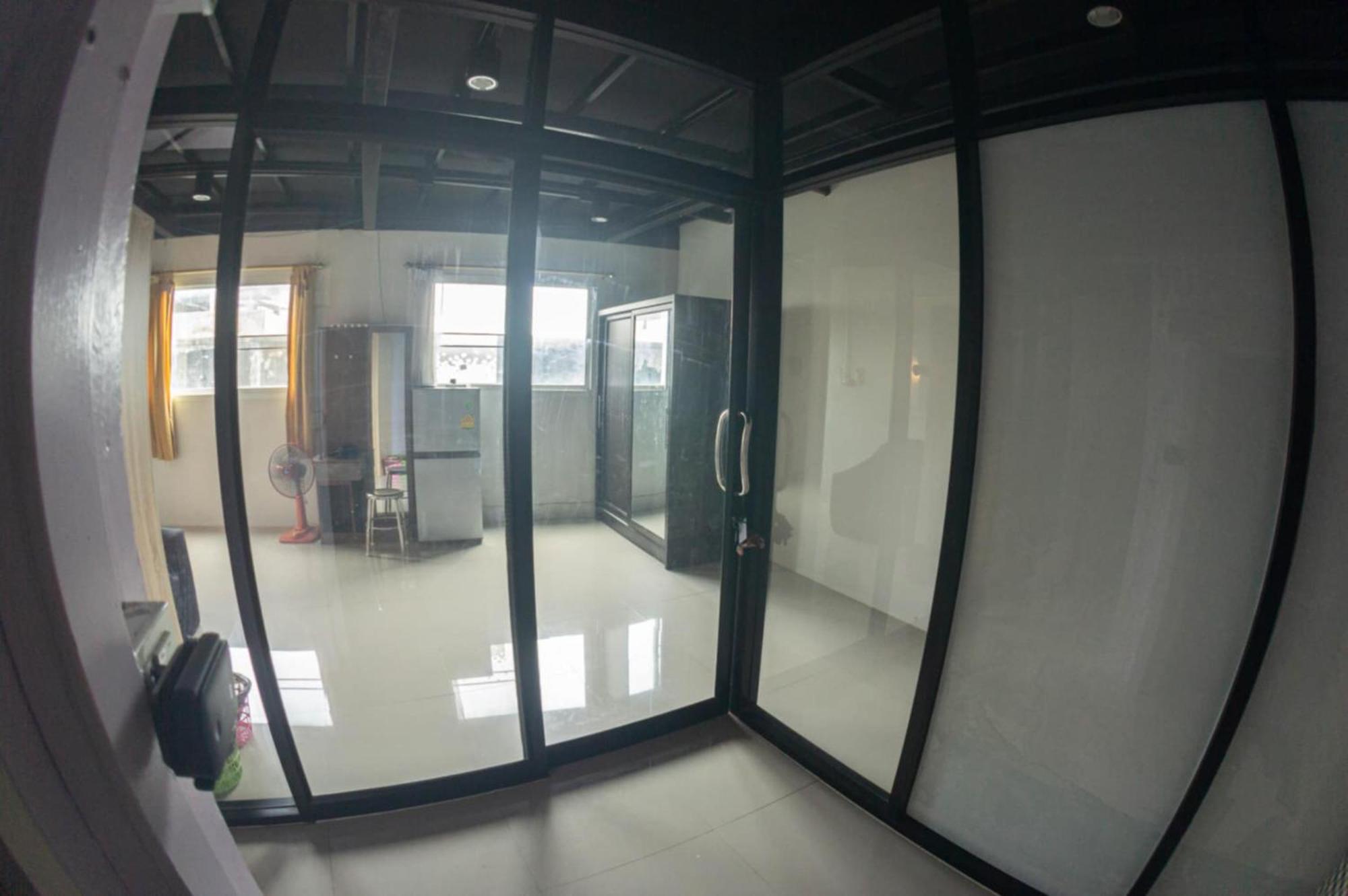 Baan1668 Hometel Near Chinatown One Банкок Екстериор снимка