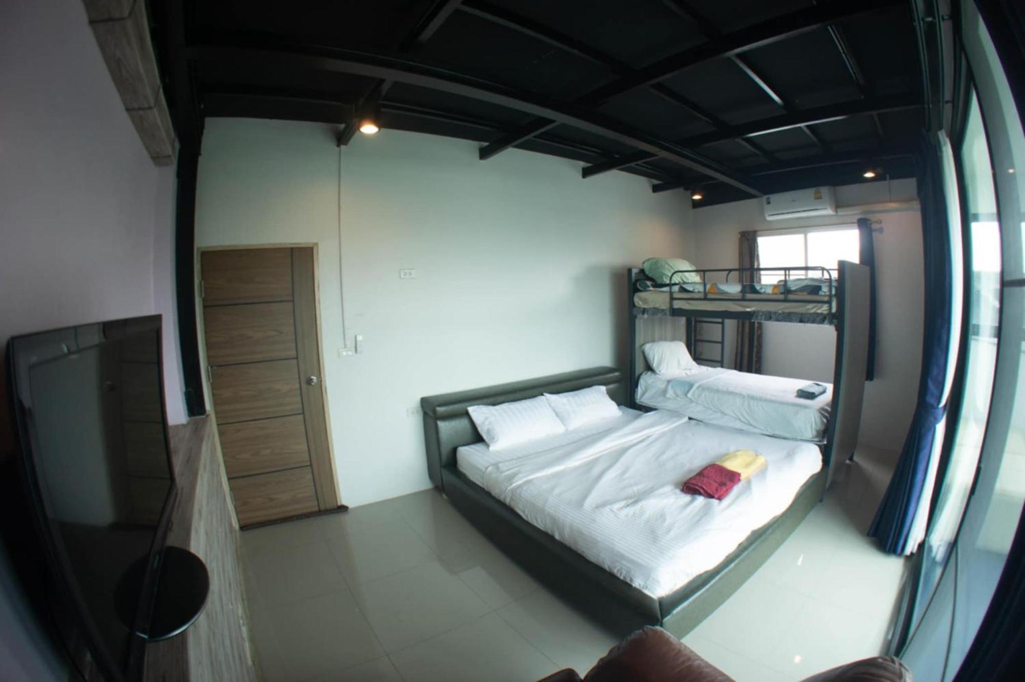 Baan1668 Hometel Near Chinatown One Банкок Екстериор снимка